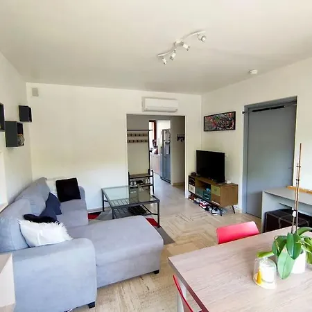 Climatise A 5 Minutes De La Apartman Fréjus